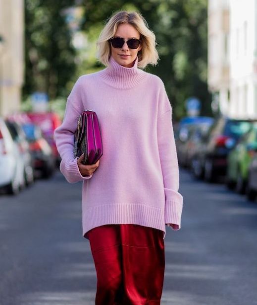 pulover-roz-oversize
